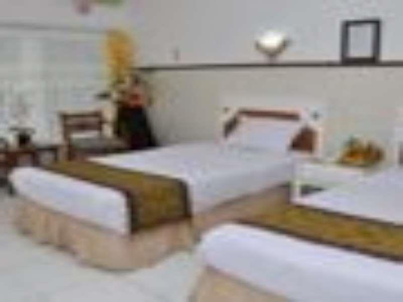 Hotel Tanjung Surabaya Eksteriør bilde