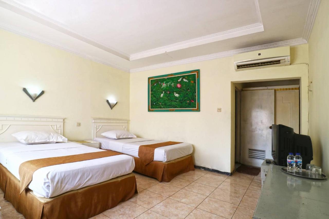 Hotel Tanjung Surabaya Eksteriør bilde