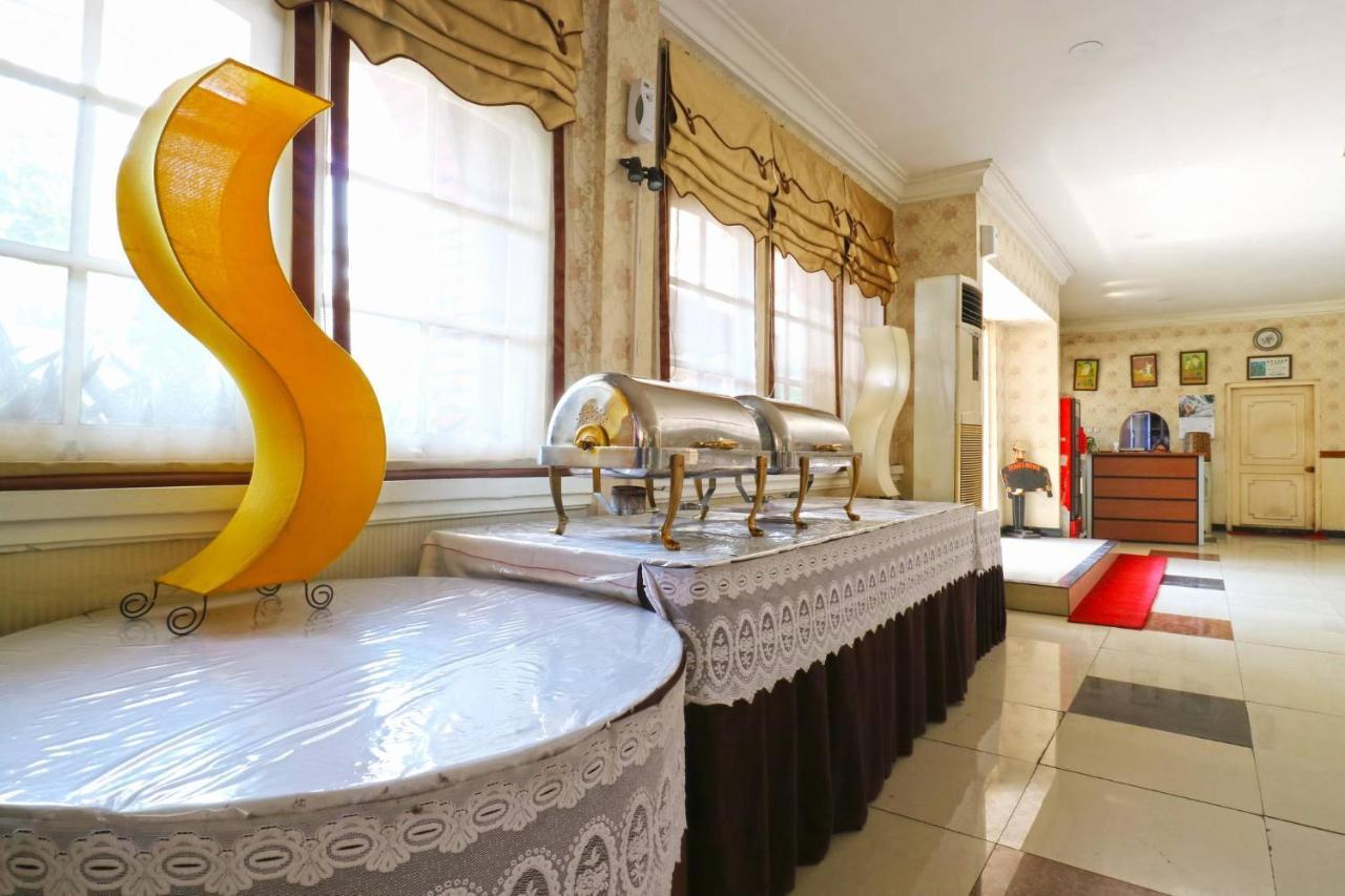 Hotel Tanjung Surabaya Eksteriør bilde