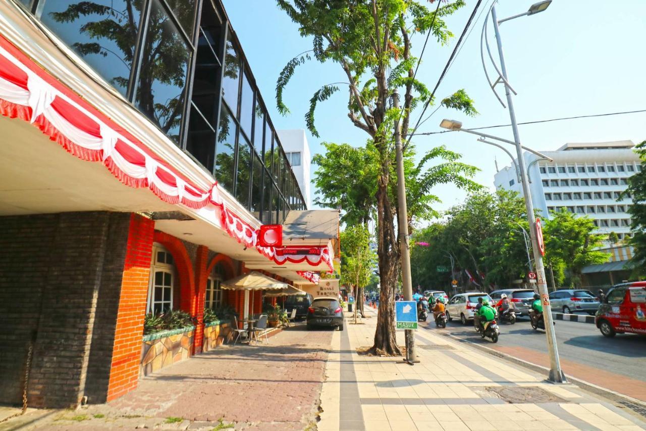 Hotel Tanjung Surabaya Eksteriør bilde